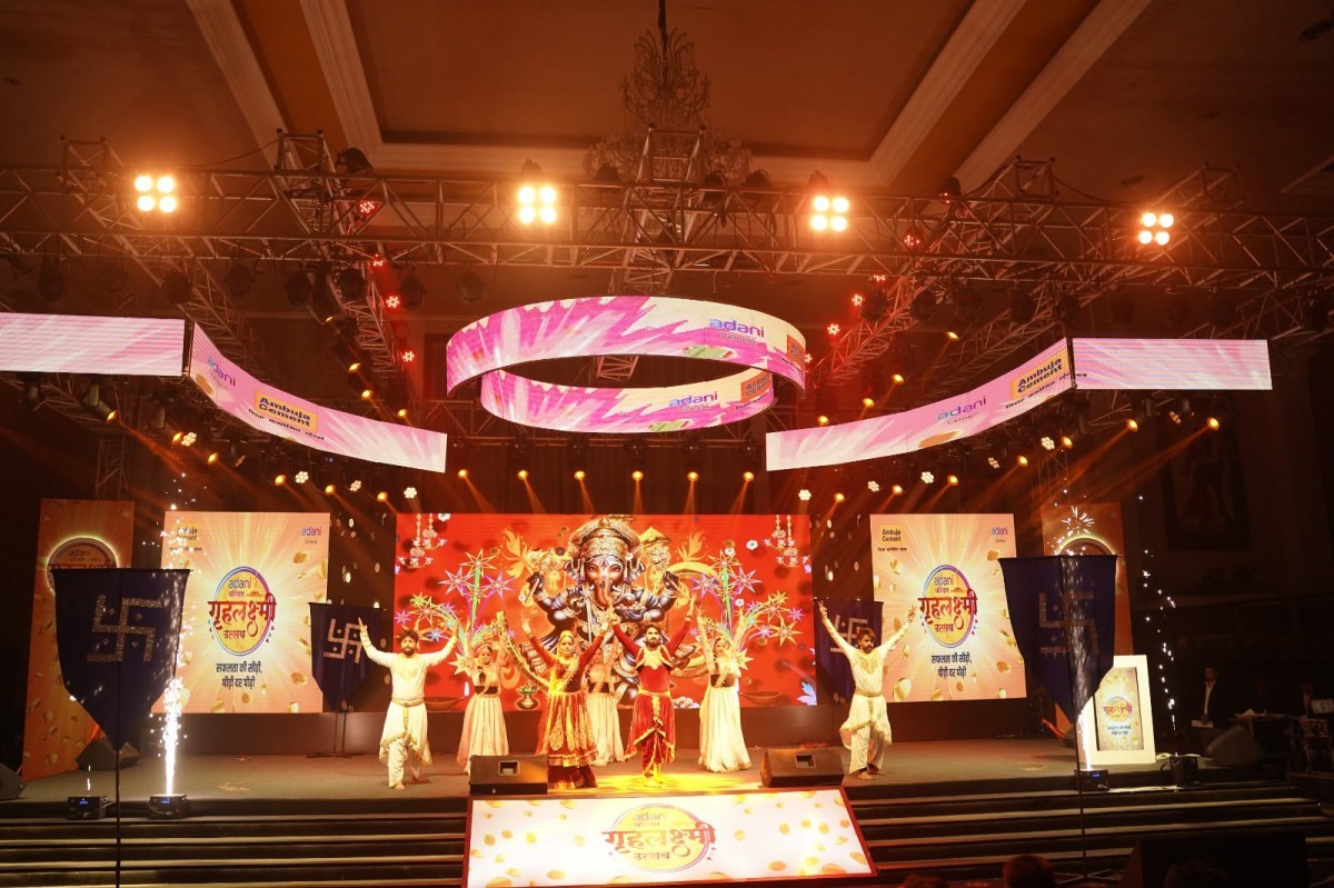 adani-cement-gruh-laxmi-annual-dealer-conference - 9