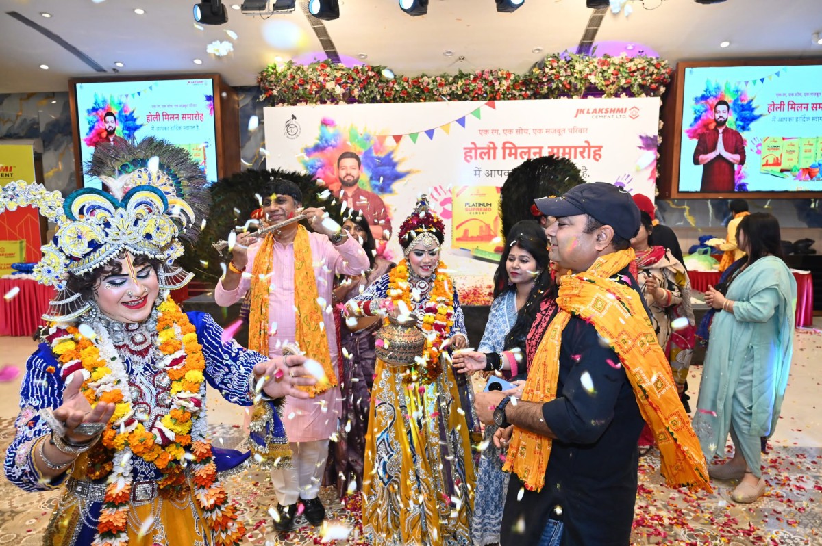 jk-lakshmi-holi-milan - 7
