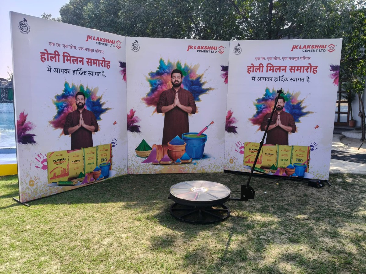 jk-lakshmi-holi-milan - 8