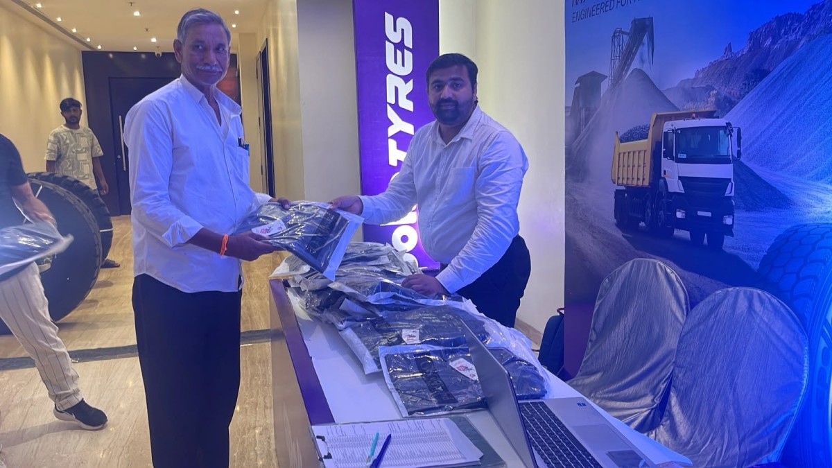 apollo-tyres-endutrax-mdhd-tyre-launch-events-dealers-meet - 4