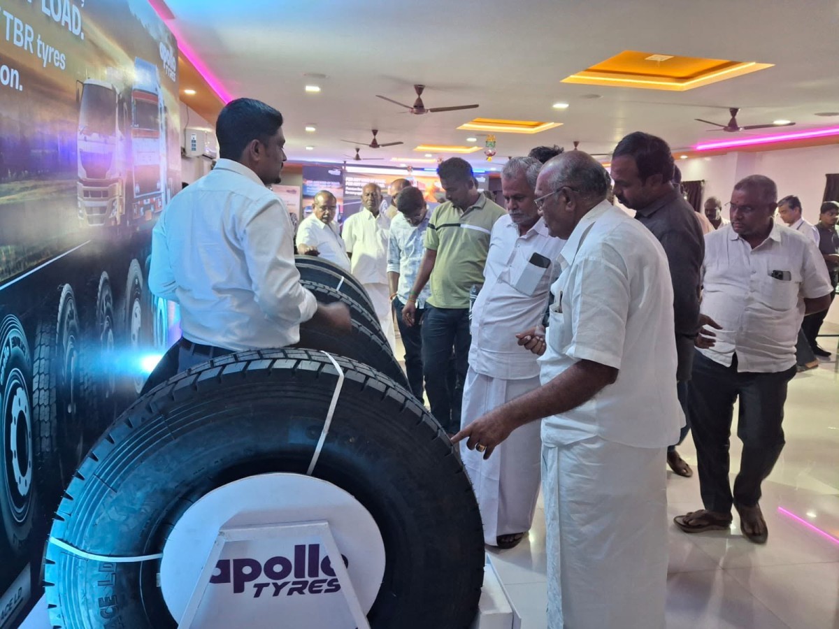 apollo-tyres-truck-bus-radial-tbr-dealers-meet-premium-range- - 11