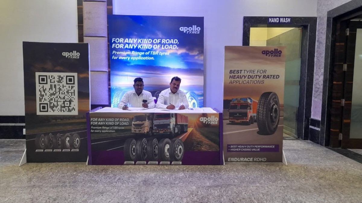 apollo-tyres-truck-bus-radial-tbr-dealers-meet-premium-range- - 3