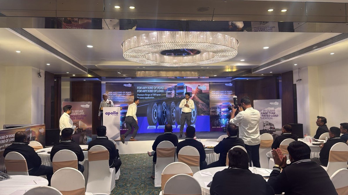 apollo-tyres-truck-bus-radial-tbr-dealers-meet-premium-range- - 4