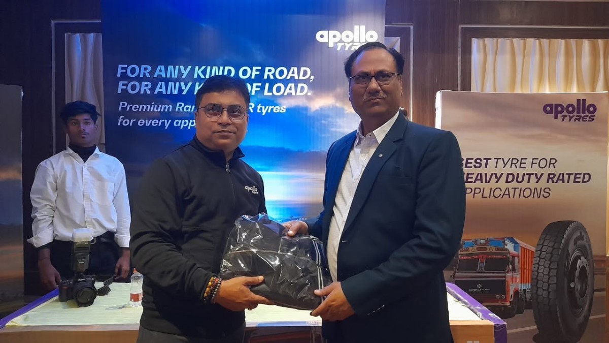 apollo-tyres-truck-bus-radial-tbr-dealers-meet-premium-range- - 6