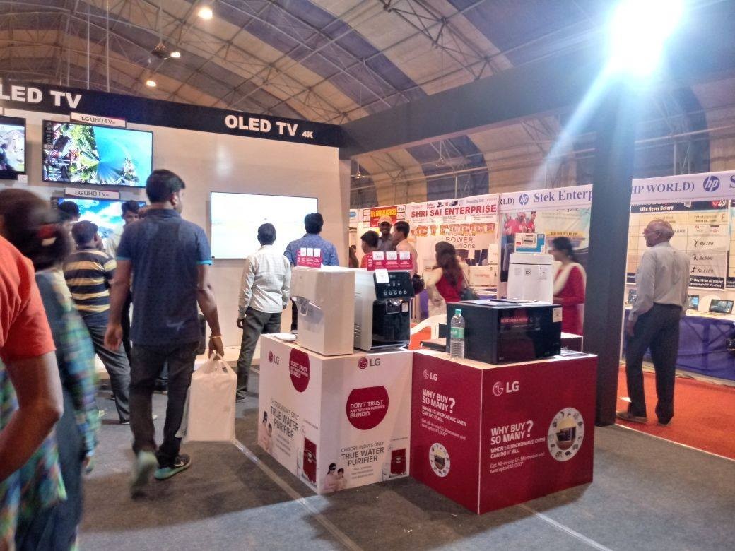 lg-electronics-exhibition-stall- - 3